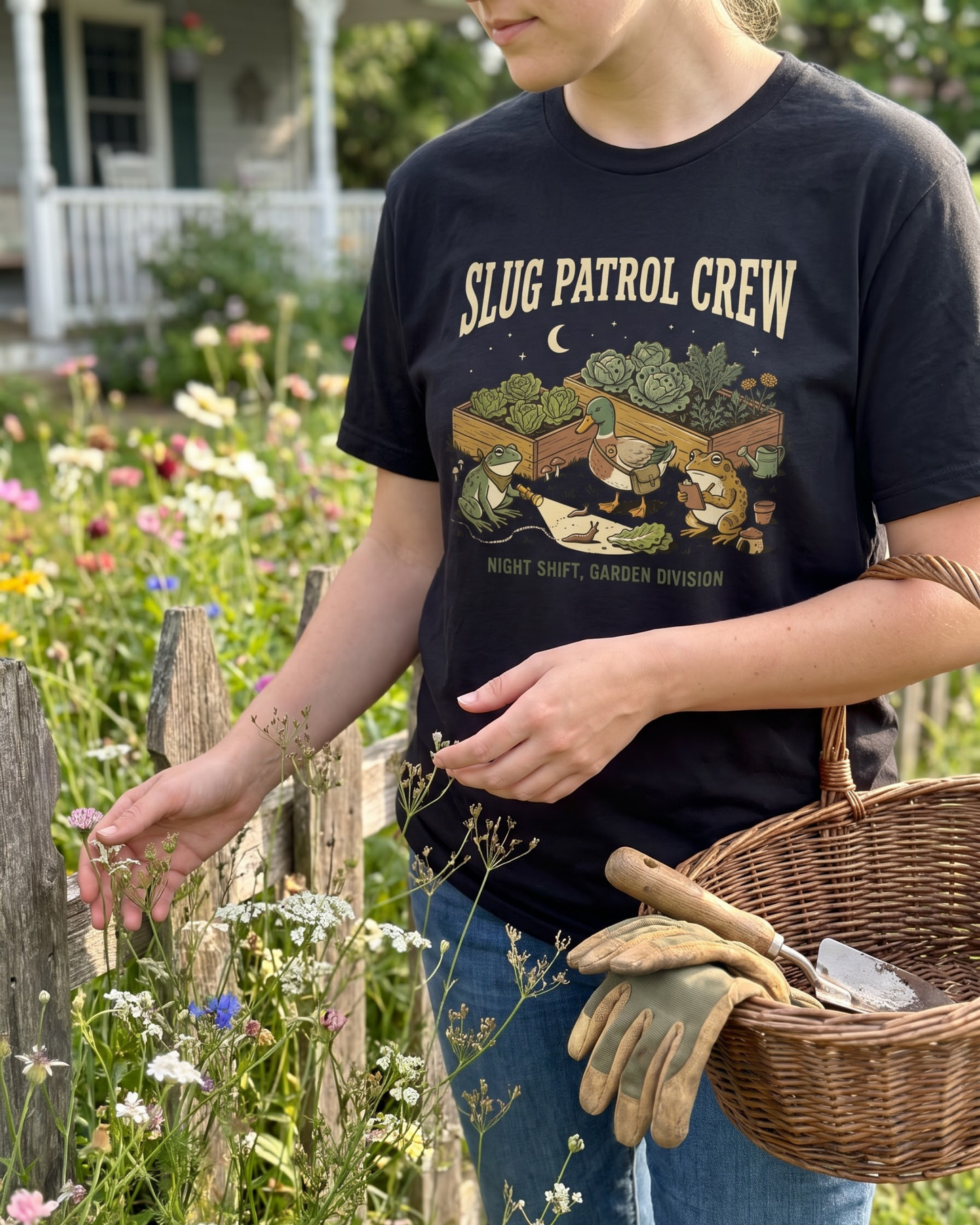 Slug Patrol Crew Frog Duck Toad Garden T-Shirt